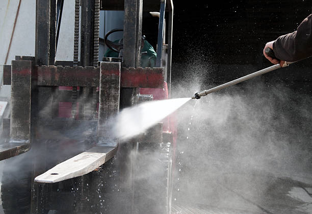 Best Deck Cleaning Services  in Washington, PA